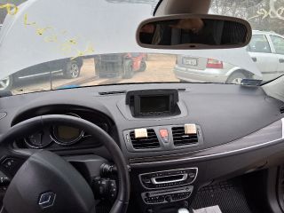 bontott RENAULT MEGANE III Fedélzeti Számítógép