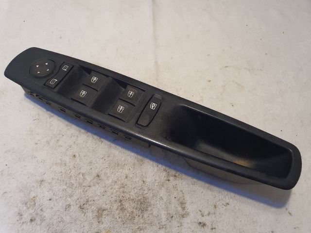 bontott RENAULT MEGANE III Ablakemelő és Tükör Kapcsoló