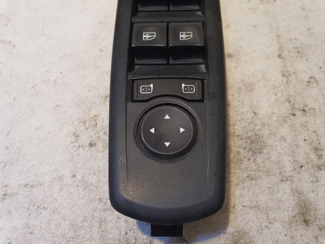 bontott RENAULT MEGANE III Ablakemelő és Tükör Kapcsoló