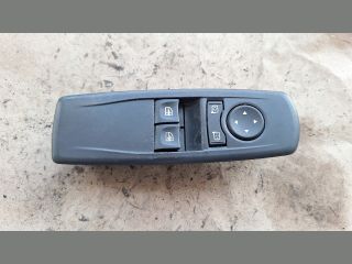 bontott RENAULT MEGANE III Ablakemelő Kapcsoló Négyes / Kettes