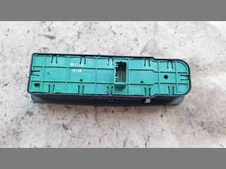 bontott RENAULT MEGANE III Ablakemelő Kapcsoló Négyes / Kettes