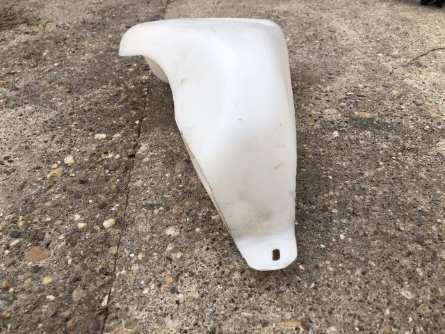 bontott RENAULT MEGANE III Ablakmosó Tartály