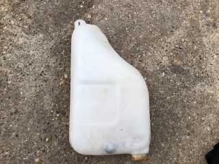 bontott RENAULT MEGANE III Ablakmosó Tartály