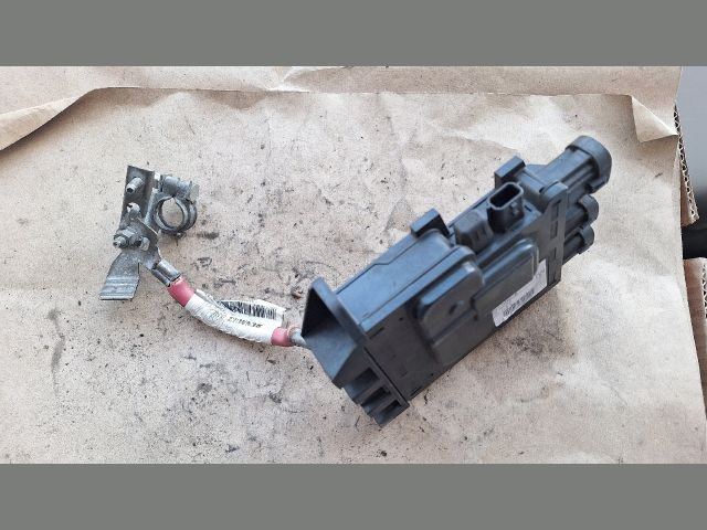 bontott RENAULT MEGANE III Akkumulátor Saru Elektronikával