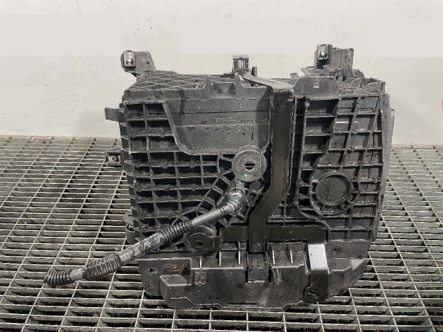 bontott RENAULT MEGANE III Akkumulátor Tartó