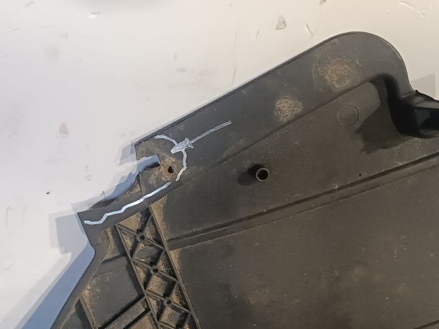 bontott RENAULT MEGANE III Alsó Motorburkolat