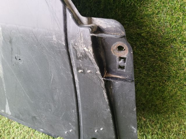 bontott RENAULT MEGANE III Alsó Motorburkolat