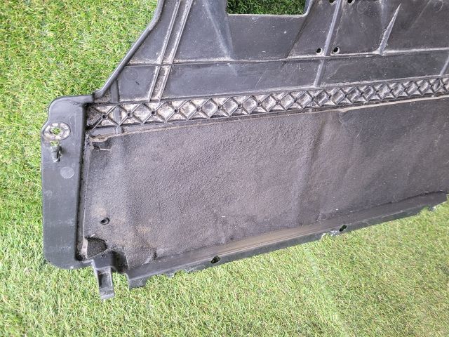 bontott RENAULT MEGANE III Alsó Motorburkolat