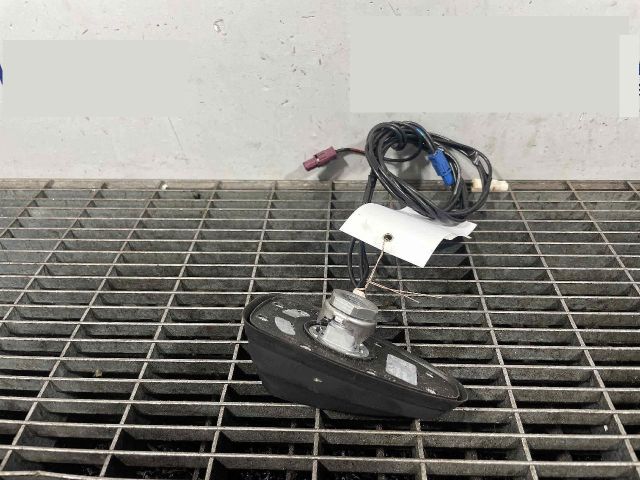 bontott RENAULT MEGANE III Antenna