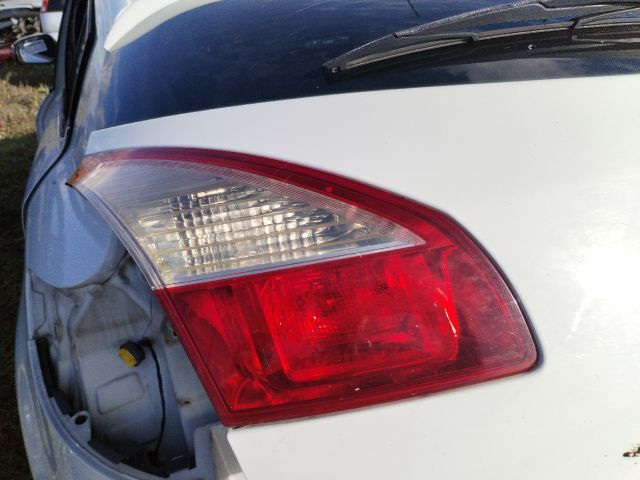 bontott RENAULT MEGANE III Bal Belső Hátsó Lámpa