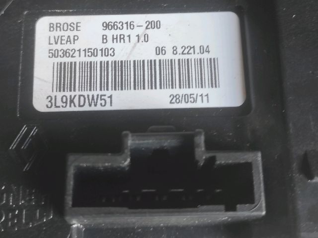 bontott RENAULT MEGANE III Bal első Ablakemelő Elektronika