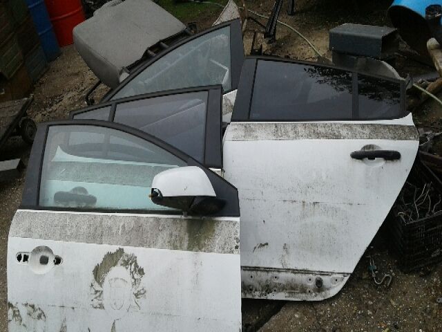 bontott RENAULT MEGANE III Bal első Ablakemelő Kapcsoló