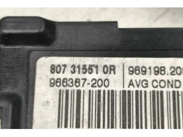 bontott RENAULT MEGANE III Bal első Ablakemelő Motor