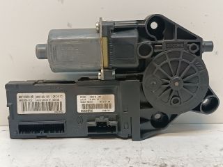 bontott RENAULT MEGANE III Bal első Ablakemelő Motor