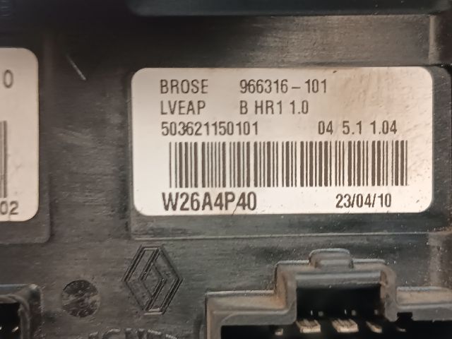 bontott RENAULT MEGANE III Bal első Ablakemelő Motor