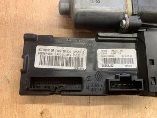 bontott RENAULT MEGANE III Bal első Ablakemelő Motor