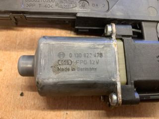 bontott RENAULT MEGANE III Bal első Ablakemelő Motor