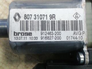 bontott RENAULT MEGANE III Bal első Ablakemelő Motor