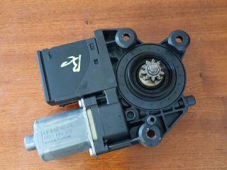 bontott RENAULT MEGANE III Bal első Ablakemelő Motor