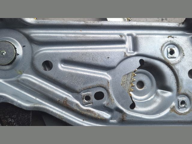 bontott RENAULT MEGANE III Bal első Ablakemelő Szerkezet (Elektromos)
