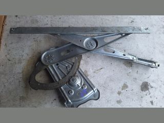 bontott RENAULT MEGANE III Bal első Ablakemelő Szerkezet (Elektromos)