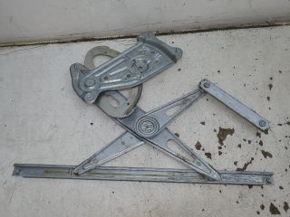 bontott RENAULT MEGANE III Bal első Ablakemelő Szerkezet (Elektromos)