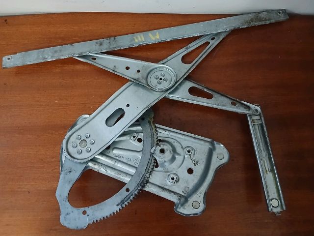 bontott RENAULT MEGANE III Bal első Ablakemelő Szerkezet (Elektromos)