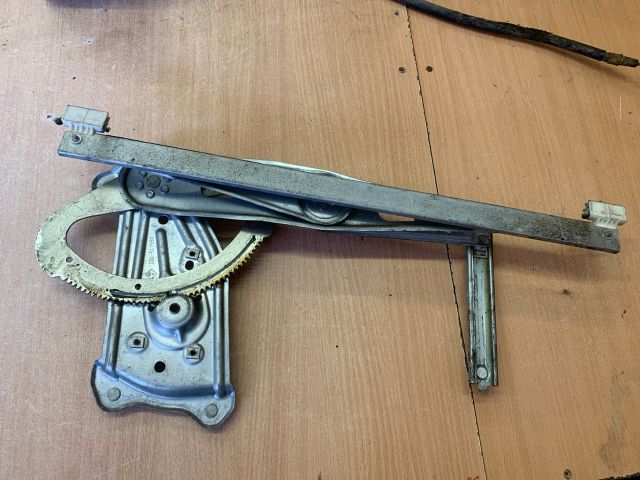 bontott RENAULT MEGANE III Bal első Ablakemelő Szerkezet (Elektromos)