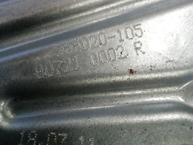 bontott RENAULT MEGANE III Bal első Ablakemelő Szerkezet (Elektromos)