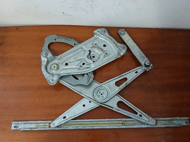 bontott RENAULT MEGANE III Bal első Ablakemelő Szerkezet (Elektromos)