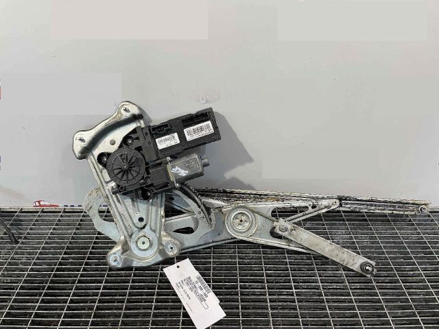 bontott RENAULT MEGANE III Bal első Ablakemelő Szerkezet (Elektromos)