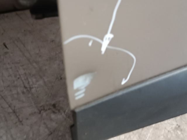 bontott RENAULT MEGANE III Bal első Ajtó (Részeivel)