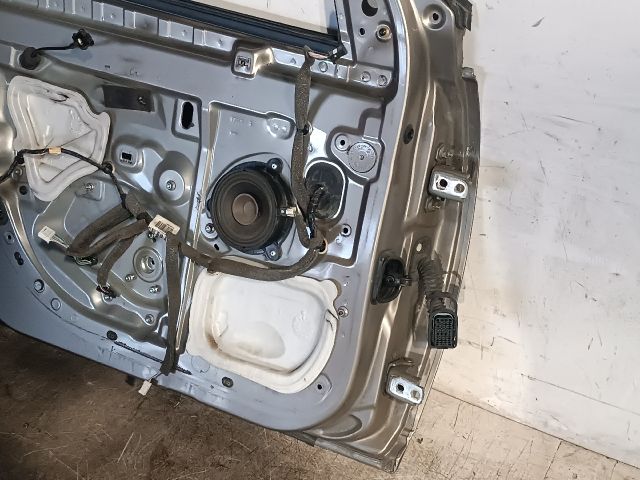 bontott RENAULT MEGANE III Bal első Ajtó (Részeivel)