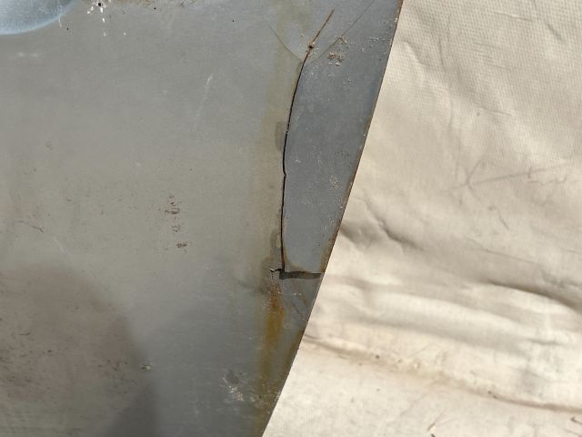 bontott RENAULT MEGANE III Bal első Ajtó (Üres lemez)