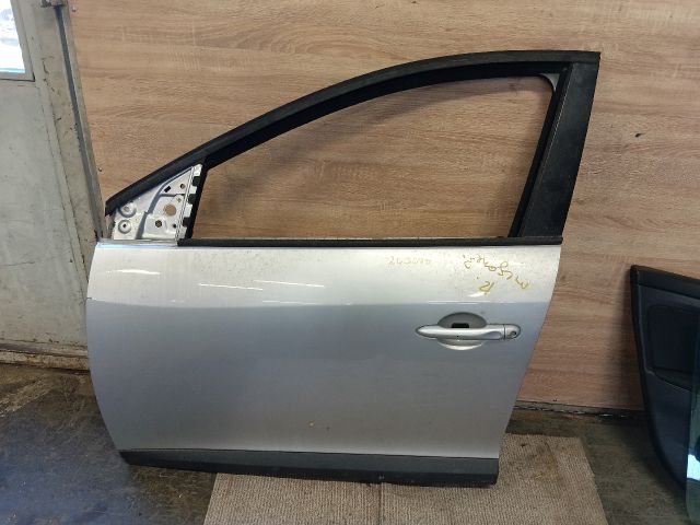 bontott RENAULT MEGANE III Bal első Ajtó (Üres lemez)