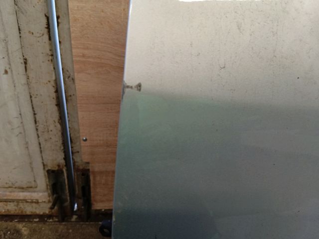 bontott RENAULT MEGANE III Bal első Ajtó (Üres lemez)