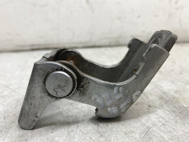 bontott RENAULT MEGANE III Bal első Alsó Zsanér