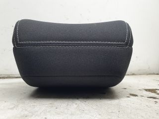 bontott RENAULT MEGANE III Bal első Fejtámla