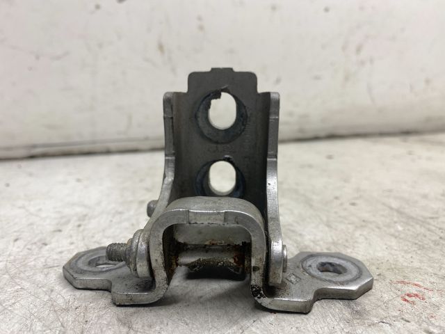 bontott RENAULT MEGANE III Bal első Felső Zsanér