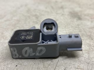 bontott RENAULT MEGANE III Bal első Oldal Ütközés Érzékelő