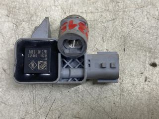 bontott RENAULT MEGANE III Bal első Oldal Ütközés Érzékelő