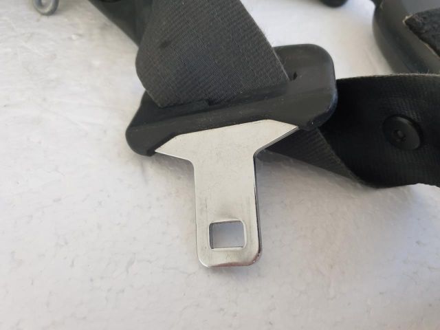 bontott RENAULT MEGANE III Bal első Övfeszítő