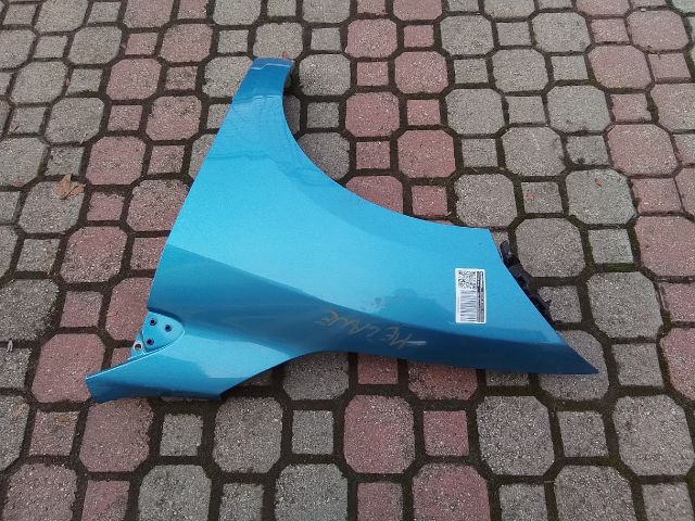 bontott RENAULT MEGANE III Bal első Sárvédő