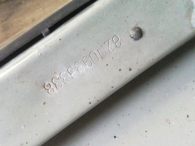 bontott RENAULT MEGANE III Bal első Sárvédő