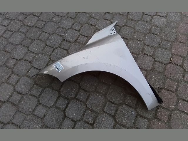 bontott RENAULT MEGANE III Bal első Sárvédő