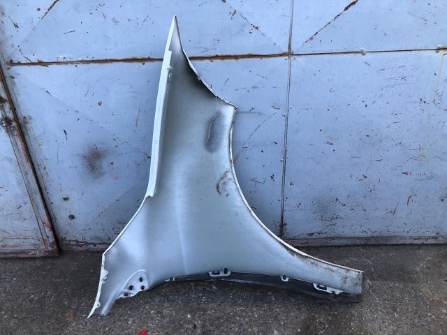 bontott RENAULT MEGANE III Bal első Sárvédő