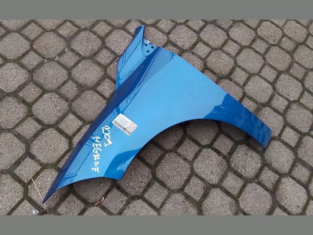 bontott RENAULT MEGANE III Bal első Sárvédő