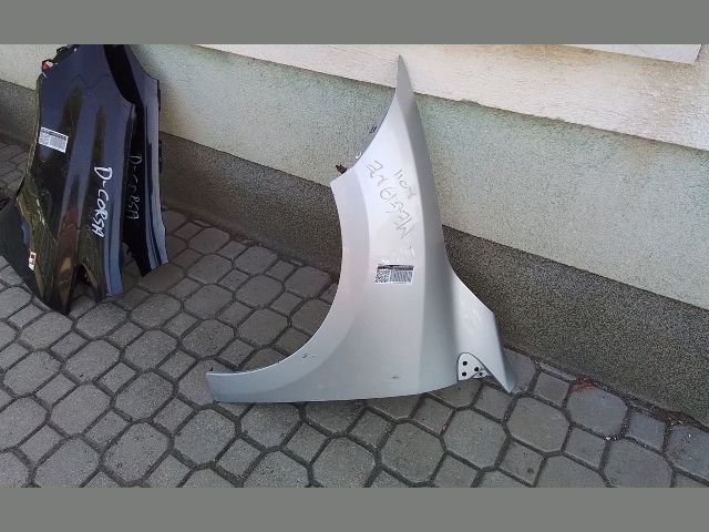 bontott RENAULT MEGANE III Bal első Sárvédő