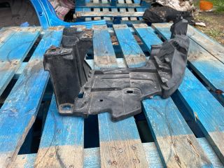 bontott RENAULT MEGANE III Bal Fényszóró Tartó