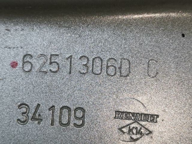 bontott RENAULT MEGANE III Bal Fényszóró Tartó